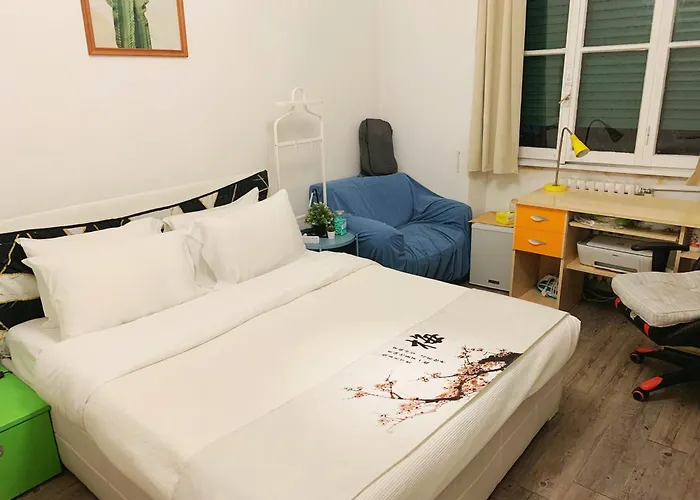 Shared Home Wang - Private & Shared Room